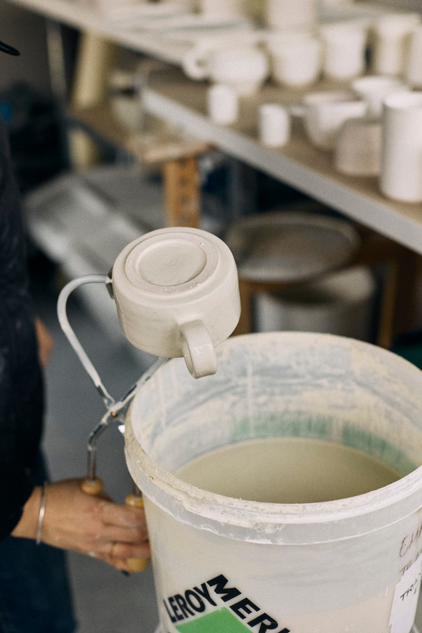 Cours de Poterie - Emaillage